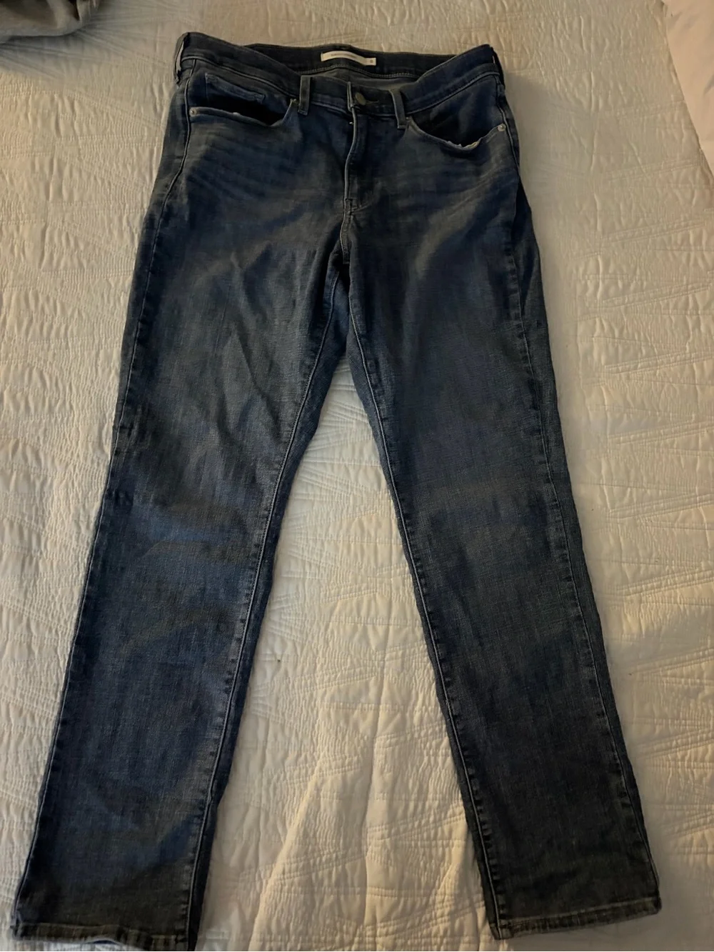 Levi's Classic Straight Jeans - Medium Blue Wash